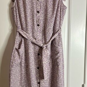 Monteau Lavender Floral Button-Front Midi Dress size large pre owned